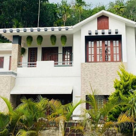 Ibiza Wonderland , Meppadi Wayanad Villa Buitenkant foto