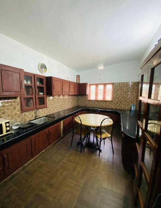 Ibiza Wonderland , Meppadi Wayanad Villa Buitenkant foto